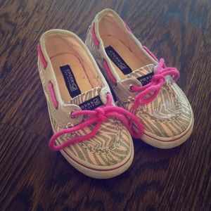 Girls Oh So Cute Sperrys! 